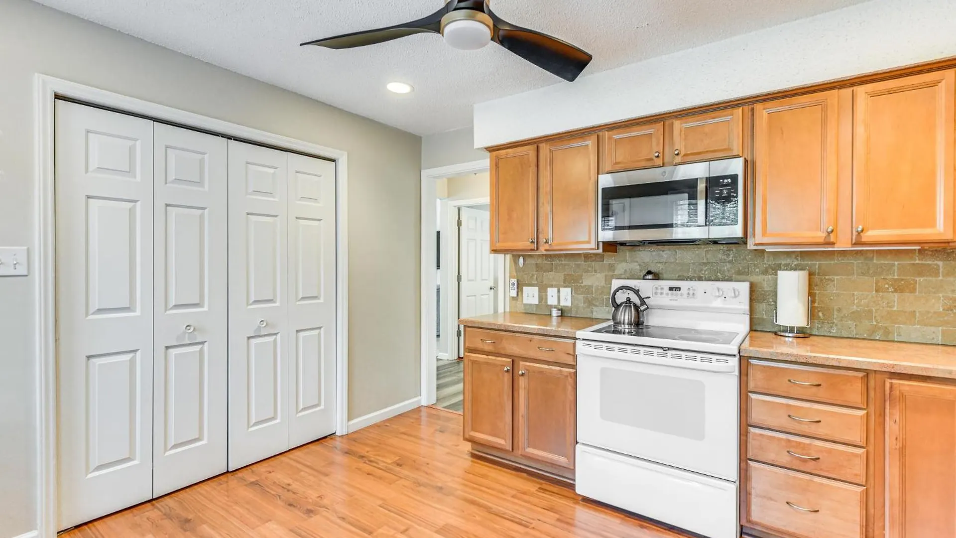 Holiday home Pet-Friendly Charlotte Home With Deck Near Uptown!